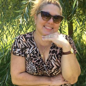 Meet your Posher, Vivian