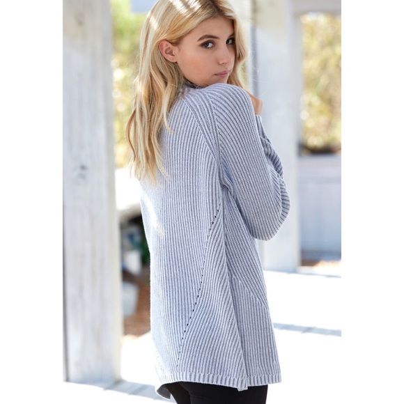 Last 1 // Gray Stitch Mix Turtleneck Sweater - Picture 3 of 4