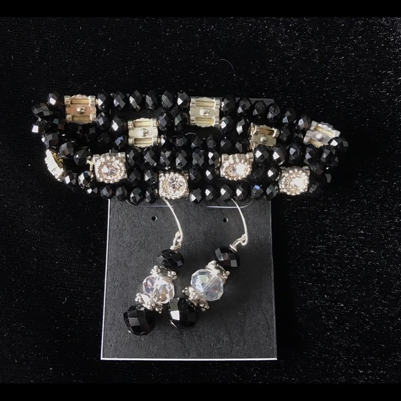 Crystal earrings and bracelet set