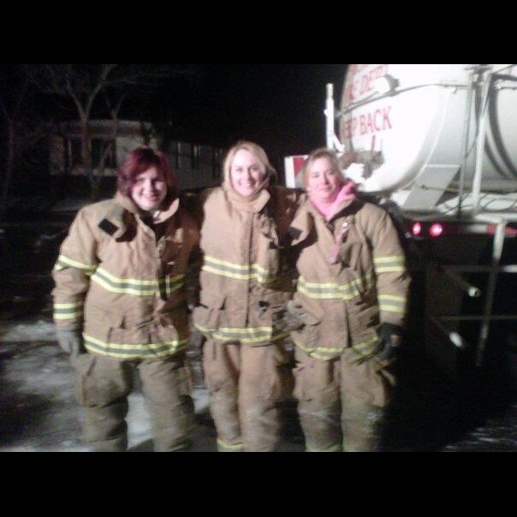 Meet your Posher, Katie - Picture 7 of 8