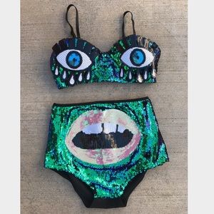 Discount Universe Eye/Mouth Body Suit