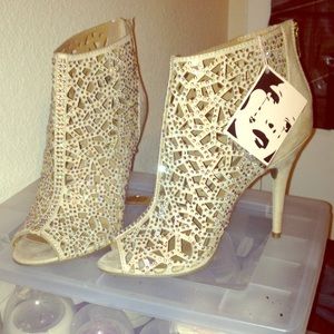 Zigisoho Heels