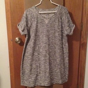 Like new! Simple and cute sweater dress