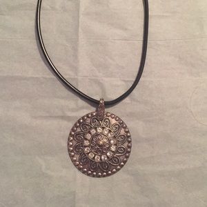 Silver and diamonds patterned statement necklace