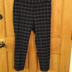 ❌ SOLD ❌ Liz Claiborne plaid ankle pants