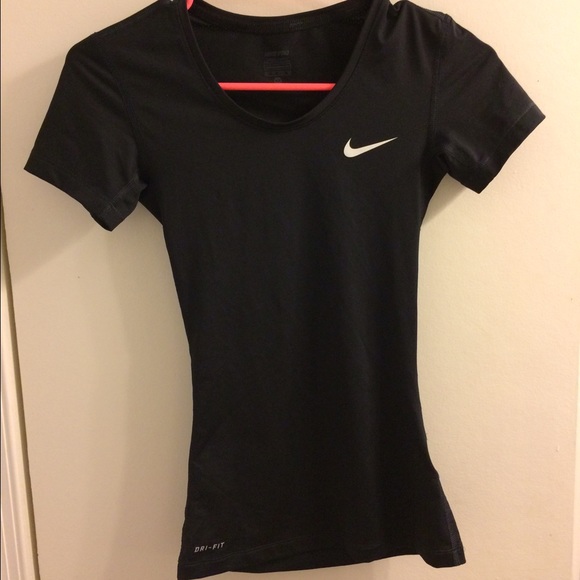 Nike dri fit top