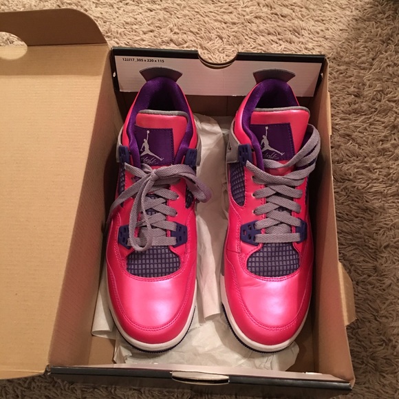 Air Jordan 4 Retro - Picture 2 of 4