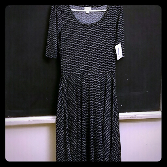 Medium Lularoe Nicole