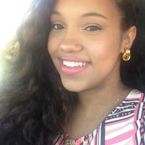 Meet your Posher, Missie