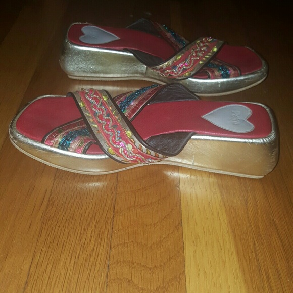 Sandals - Picture 2 of 4