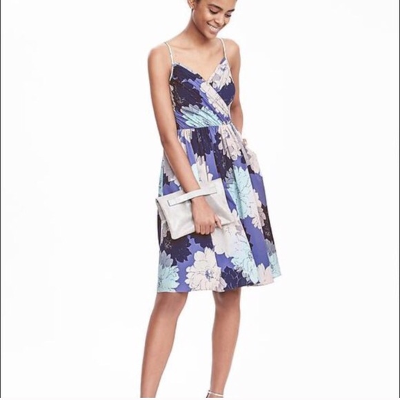 NWT BR crossover floral dress