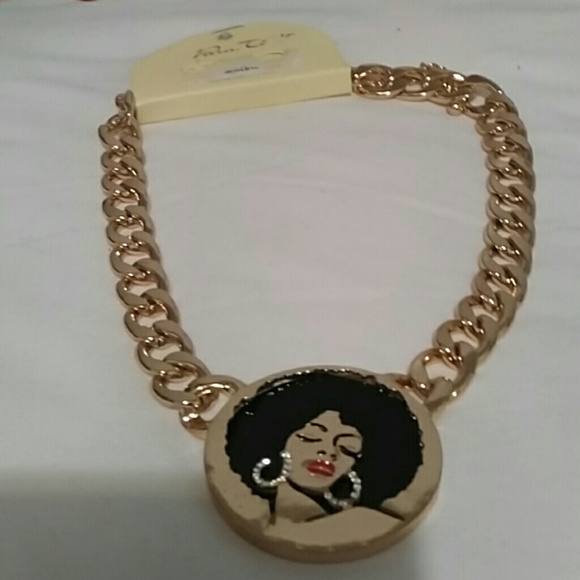 CHUNKY NECKLACE