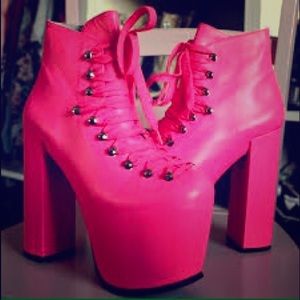 RARE SOLD OUT NEW NEON Pink Unif Hellbounds 😍🔥