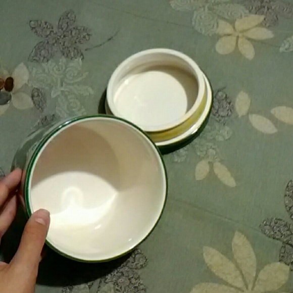 Decor - Picture 2 of 2