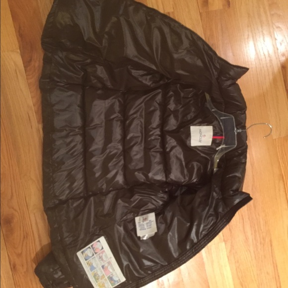 ❌SOLD❌ Moncler bady parka - Picture 2 of 4