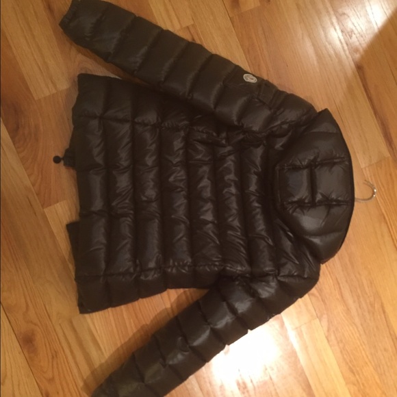 ❌SOLD❌ Moncler bady parka - Picture 3 of 4