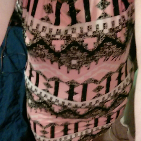 CUTE AZTEC PRINT DRESS, NWT - Picture 1 of 2