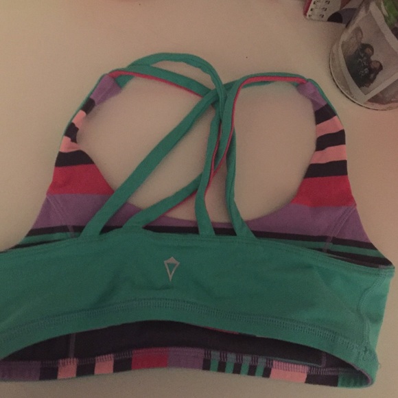 Ivivva bra top (reversible) - Picture 2 of 4