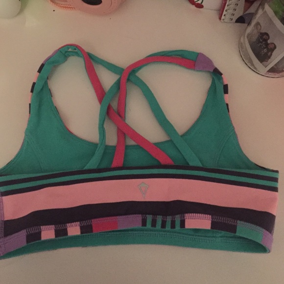Ivivva bra top (reversible) - Picture 4 of 4
