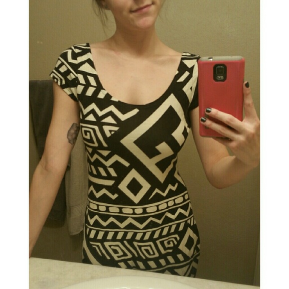 Open-Back Maxi! - Picture 1 of 4