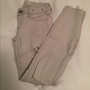 BullHead destroyed skinny denim