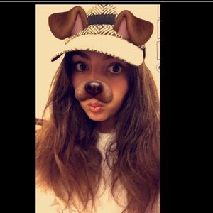 Meet your Posher, Monica