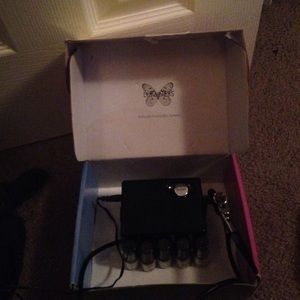 Airbrush make up machine