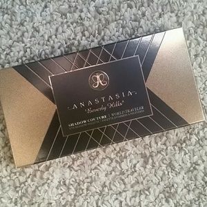 Anastasia Beverly Hills Shadow Couture Palette