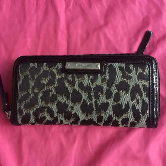 Nine West Leopard Wallet - Picture 1 of 3