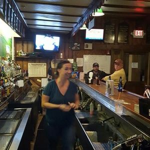 Meet your Posher, Robin