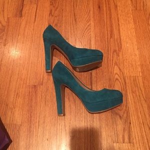 Aldo Teal Suede pumps