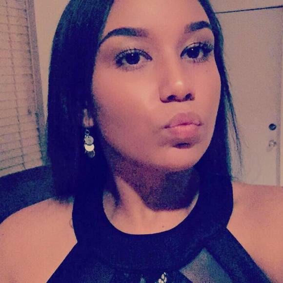 Meet your Posher, Karina