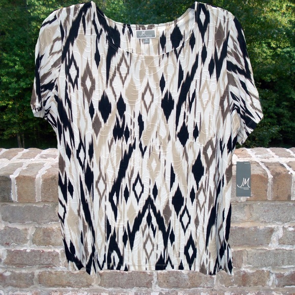 JM Collection Tops - Black and Tan Print Top