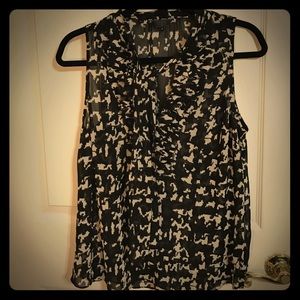 Guess black and white blouse