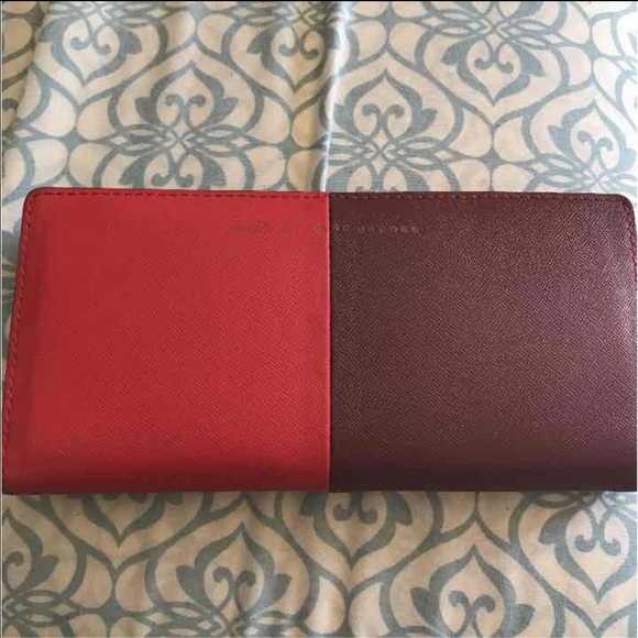 Marc Jacob two tone wallet