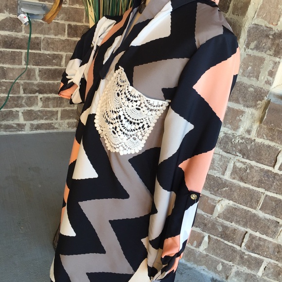 Chevron 3/4 sleeve - Picture 2 of 3