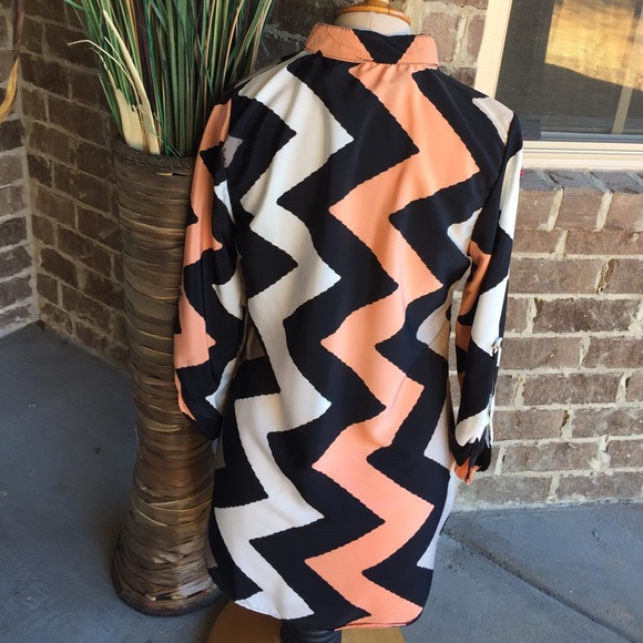 Chevron 3/4 sleeve - Picture 3 of 3