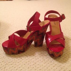 Madden Girl Wedges
