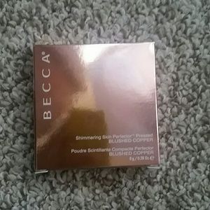 ❌SOLD❌ Becca Shimmering Skin Perfector