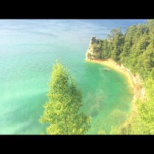 Meet your Posher, Leslie