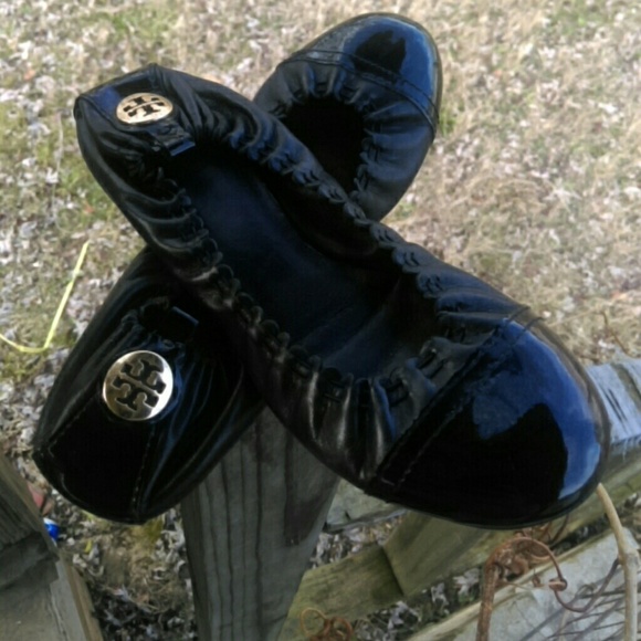 SOLD Tory Burch Flats Size 6.5 - Picture 4 of 4