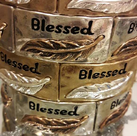 🔽SALE 🔽Blessed Stretchable Bracelet - Picture 3 of 4
