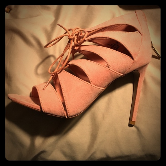 MAKE OFFER Coral heels worn once