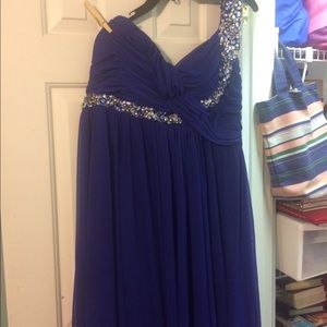 Plus size formal dress