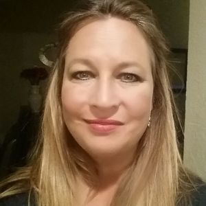 Meet your Posher, Lea