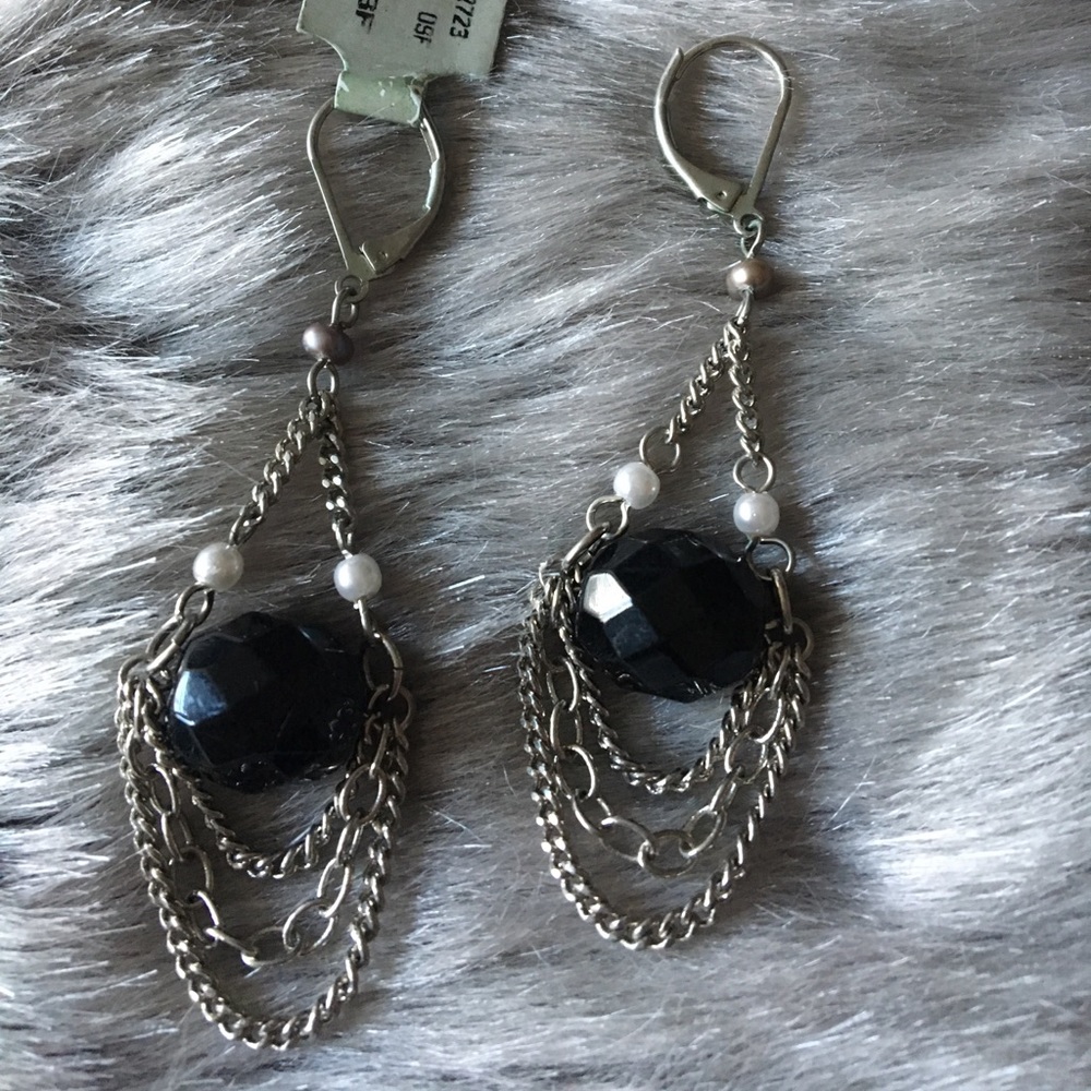 RETIRED CACHE earrings in silver