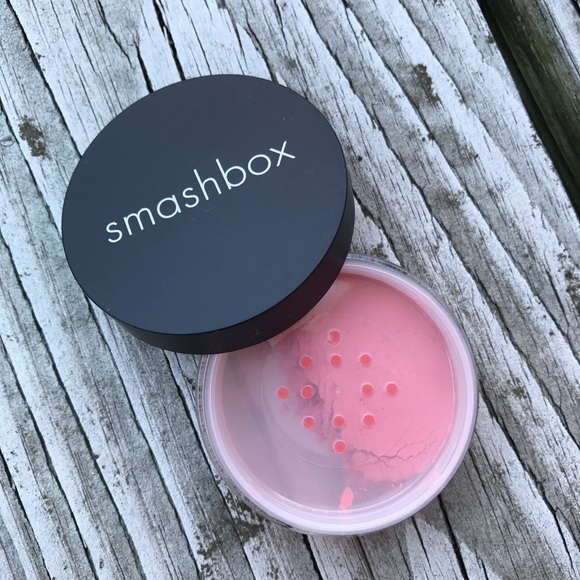 Smashbox Soft Focus Blush - Picture 1 of 2