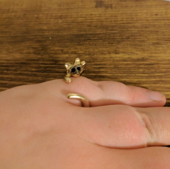 Gold Cat Ring - Picture 1 of 1
