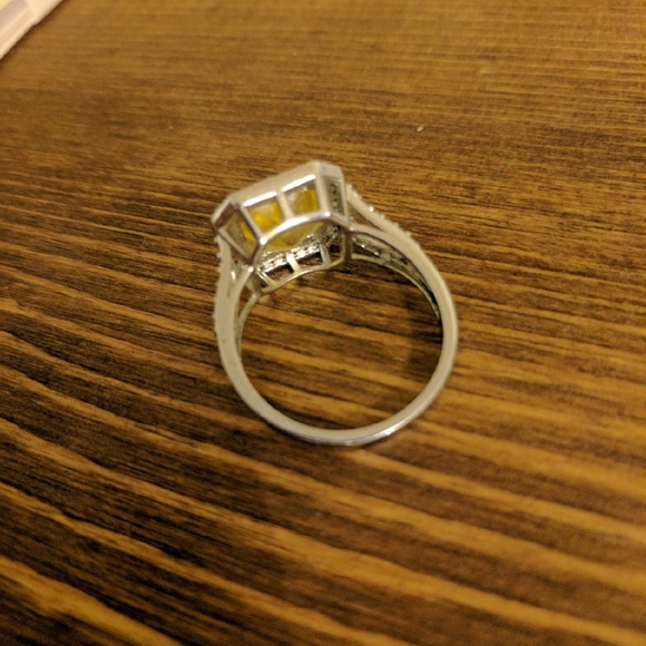 Large Yellow CZ Ring Size 11 - Picture 4 of 4