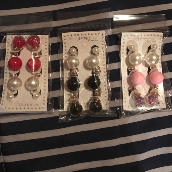 Bundle 3 packets, of 3 pairs of ear rings